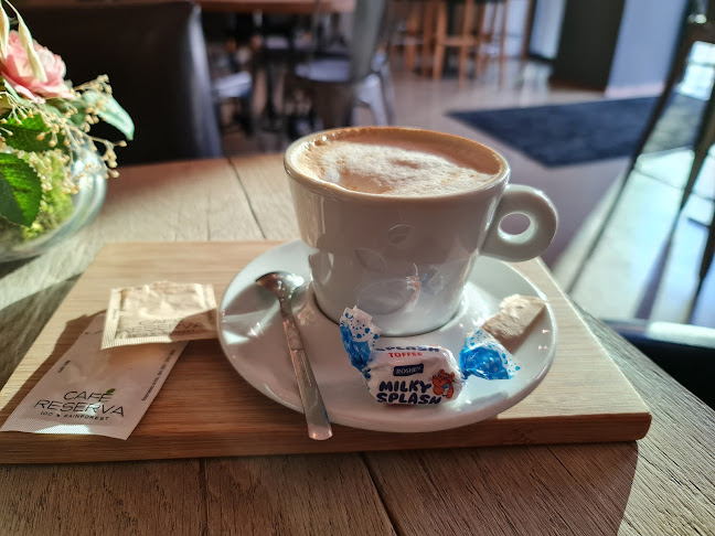 Face To Face cafe-bar