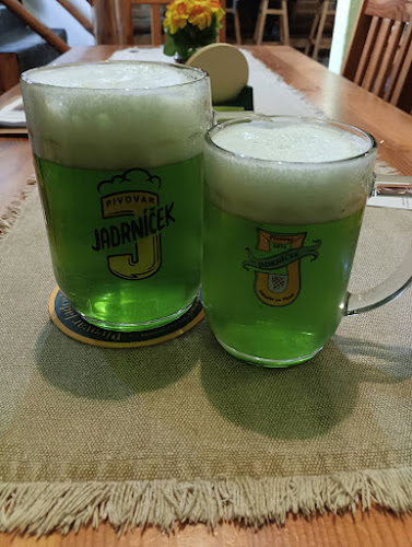 Opinii despre Jadrošova Krčma în Neředín - Gastronomie a pohostinství