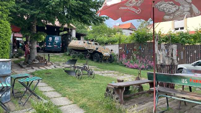 Jeep Bar - Gastronomie a pohostinství