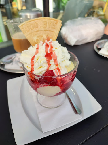 Comentarii opinii despre Papa Café