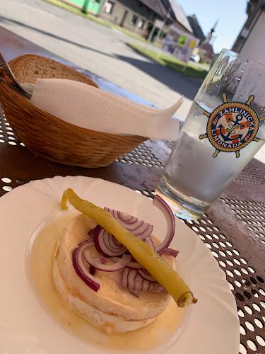 U čápa - Záhlinice