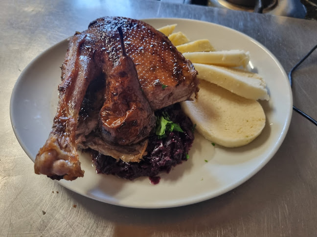 Starosuchdolská Restaurace - Gastronomie a pohostinství