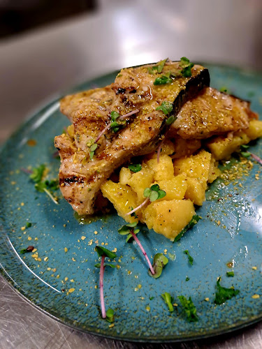 MASA BUKA Nikosova řecká taverna