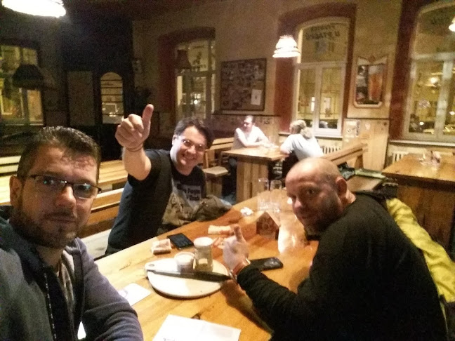 Pivnice U Ptáčků - Gastronomie a pohostinství