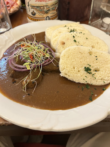 Comentarii opinii despre U Nováka