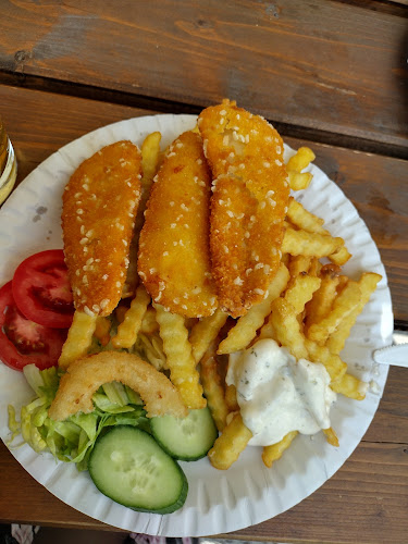 Opinii despre Kiosek na pláži Špinka în Hradec Králové - Gastronomie a pohostinství