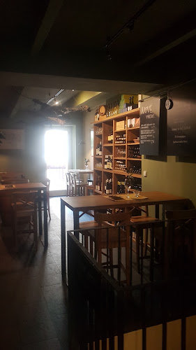 Český archiv vín Dejvice (vinotéka, vinný bar, sýrárna, eshop s vínem) - Gastronomie a pohostinství