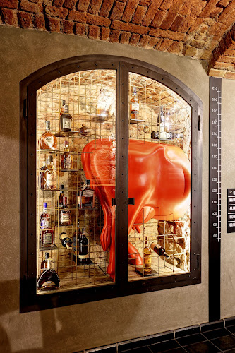 Serial Burgers - Gastronomie a pohostinství