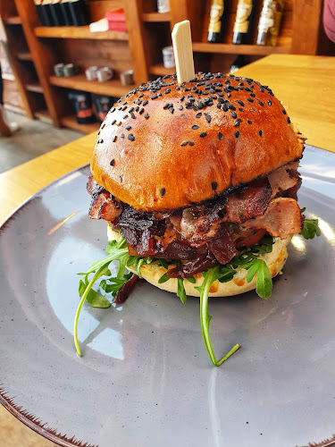 Opinii despre Route 33 bistro în Vysokov - Gastronomie a pohostinství