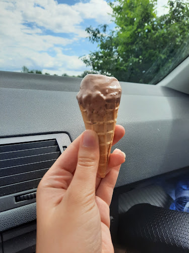 Zmrzlinový domek - točená zmrzlina, ledová tříšť - Nučnice