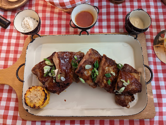 Mama Lucy - Gastronomie a pohostinství