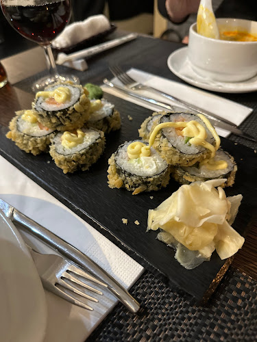 Opinii despre Sushi Sakura în Karlovy Vary - Gastronomie a pohostinství