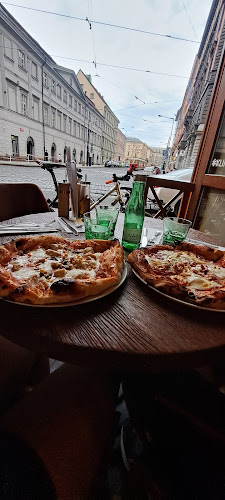 Opinii despre Ristorante Longiano în Nové Město - Gastronomie a pohostinství