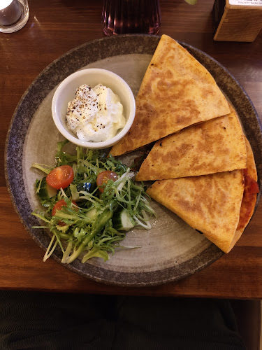 Opinii despre Bistro Moje Místo în Praha - Gastronomie a pohostinství