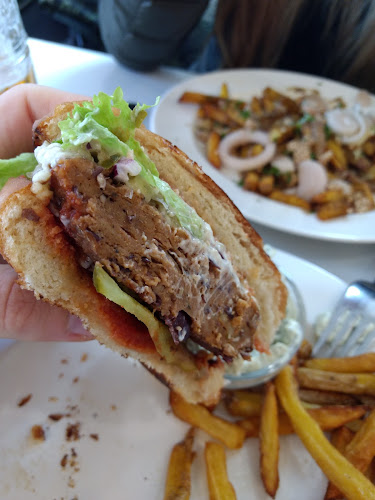 Nádražní 349/3, 150 00 Praha 5-Smíchov