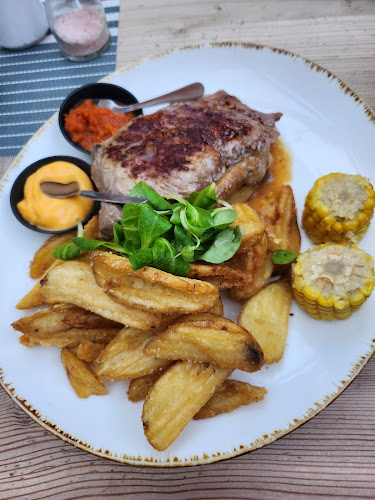 Rodinná Restaurace Pod Lípami - Gastronomie a pohostinství