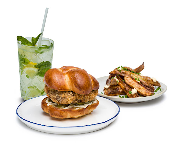 Novotného lávka 200/5, 110 00 Staré Město