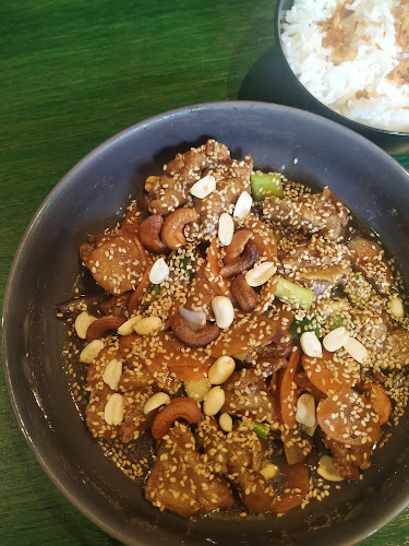 nám. Míru 60, 473 01 Nový Bor