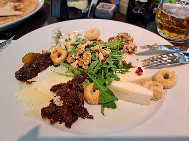 Opinii despre Garage Osteria în Plzeň 2-Slovany - Gastronomie a pohostinství