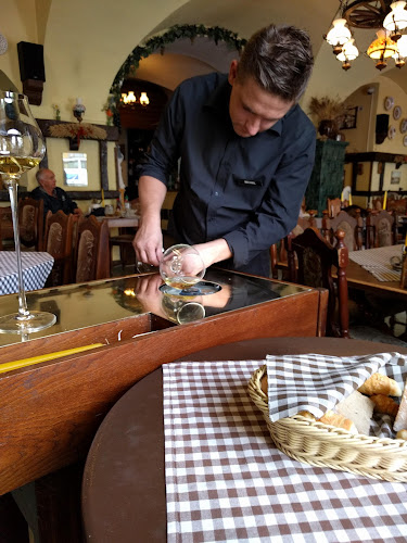 Restaurace Staromáček - Gastronomie a pohostinství