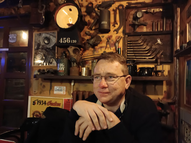 Jeep Bar - Gastronomie a pohostinství