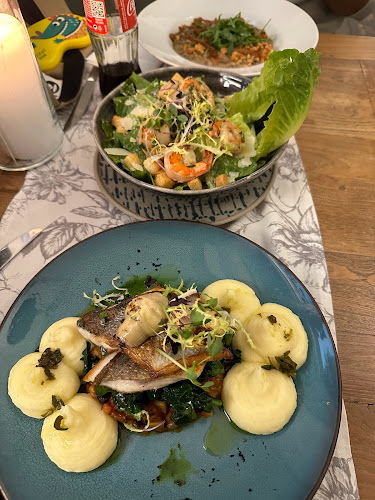 Comentarii opinii despre Garden's restaurant