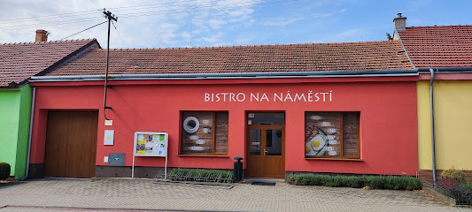 Bistro na náměstí