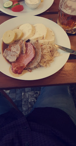 Opinii despre Pivnice U Švejků în Malá Strana - Gastronomie a pohostinství