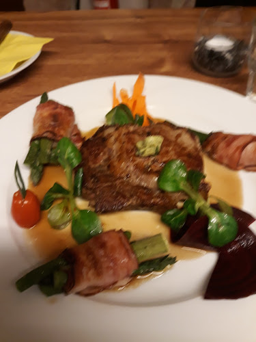 Penzion 14 - restaurace a ubytování - Hostinné - Gastronomie a pohostinství