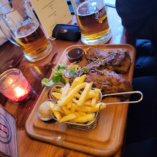 The Wall Pub - Malá Strana