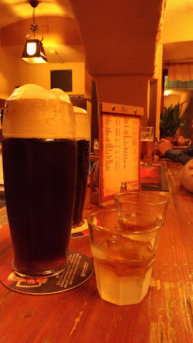 Opinii despre Rapidbar65 în Karlín - Gastronomie a pohostinství