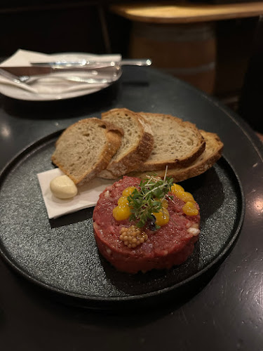 Vratislavova 28/12, 128 00 Praha 2