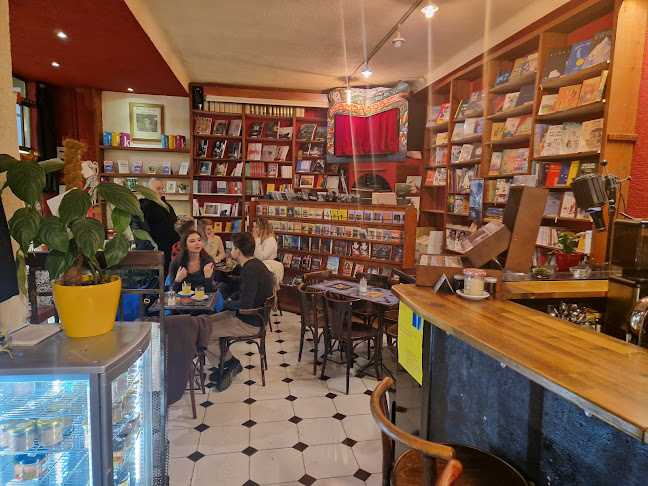 Řehoř Samsa café bar & knihkupectví - Nové Město