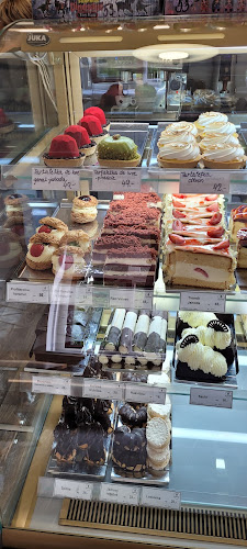 Opinii despre Cukrárna Sladká tečka Liberec în Liberec - Gastronomie a pohostinství