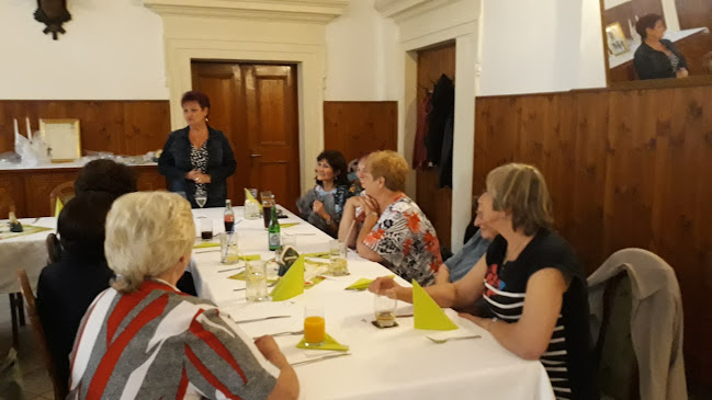 Restaurace Zámek Choltice - Gastronomie a pohostinství