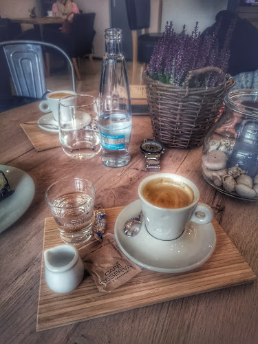 Opinii despre Face To Face cafe-bar în Prostějov - Gastronomie a pohostinství