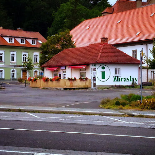 Zbraslavské nám. 457, 156 00 Zbraslav