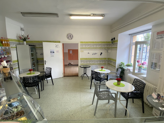 Cukrárna na náměstí - Gastronomie a pohostinství