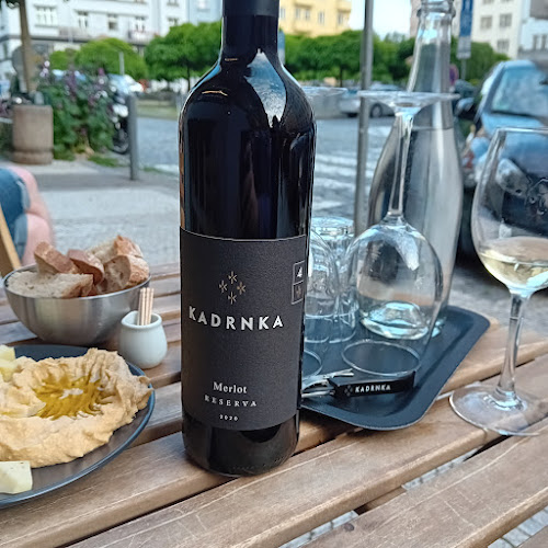 Vinný přístav - Praha