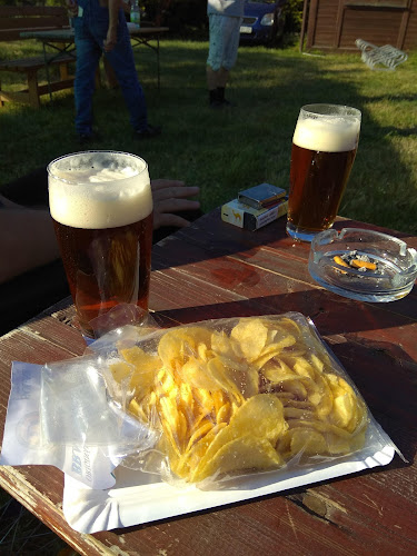 country saloon v jeteli