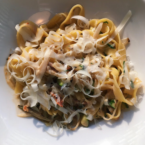 Puzzle Salads & Pasta - Brumlovka (Alpha)