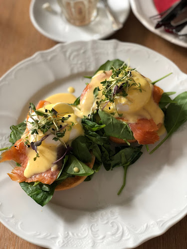 Eliášova 279, 160 00 Praha 6-Bubeneč