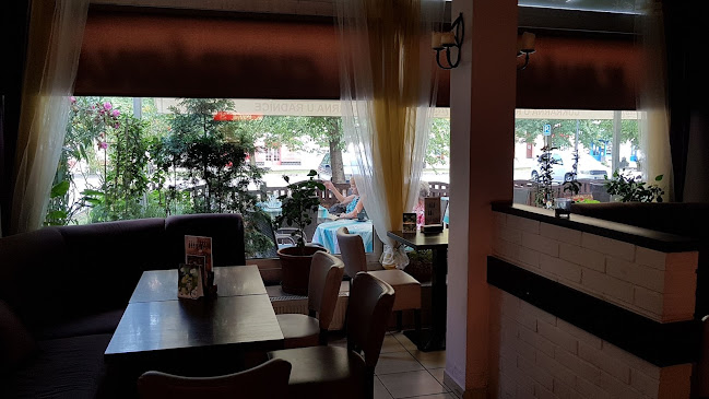 Cukrárna U Radnice - Gastronomie a pohostinství