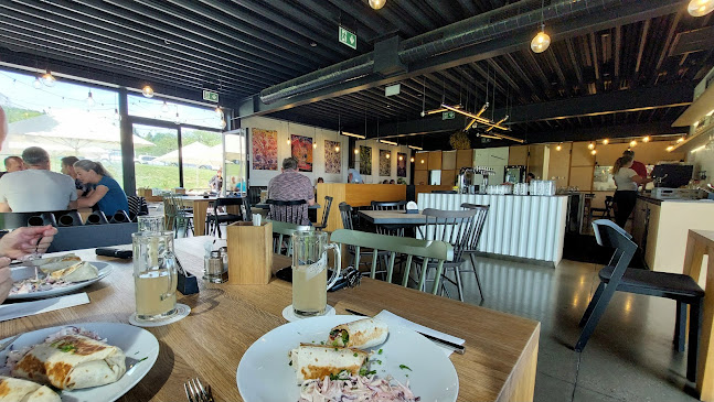 Opinii despre Minipivovar Most în Most - Gastronomie a pohostinství