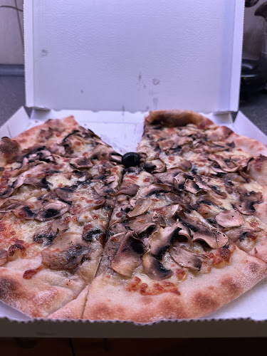 Opinii despre Pizza originale Silvano în Jablonné nad Orlicí - Gastronomie a pohostinství