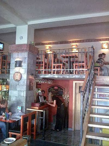 Opinii despre Café bar - restaurant ARKÁDA în Třinec - Gastronomie a pohostinství