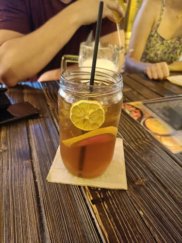 Dolní nám. 40, 779 00 Olomouc 9