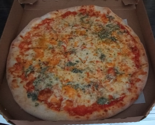 tř. Karla IV. 430/26, 500 02 Hradec Králové 2