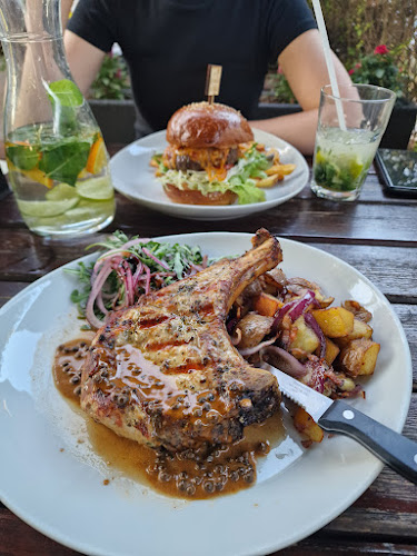 Restaurace Na Pekařce - Gastronomie a pohostinství