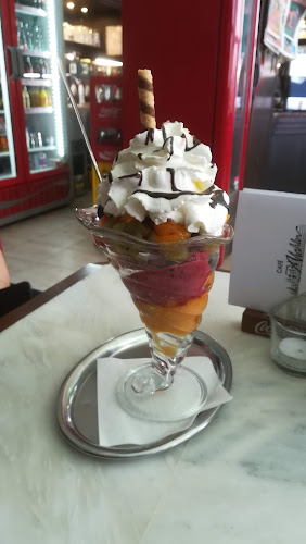 Horní nám. 322, 779 00 Olomouc 9